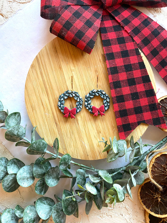 Flocked wreaths