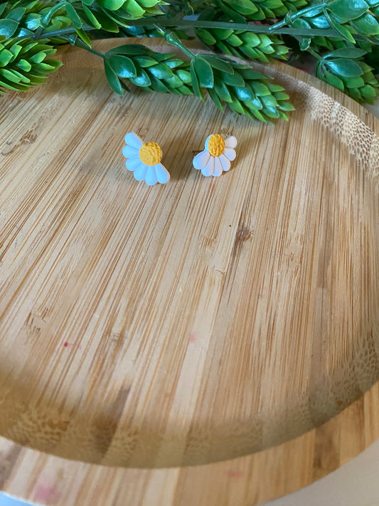 Half daisy studs